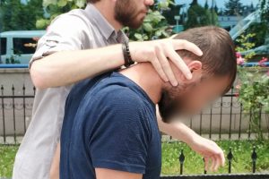Uyuşturucu ticareti ş&uuml;phelisi serbest bırakıldı