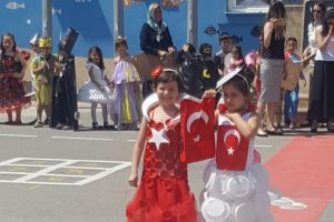 Bursa'da bilim ve sanat şenliği