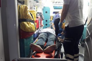 Minib&uuml;s şarampole devrildi: 6 yaralı