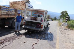 Dondurma satmaya giderken kaza yaptı