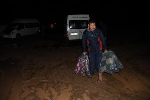 Eskişehir'de mevsimlik iş&ccedil;ilerin &ccedil;adırlarını su bastı