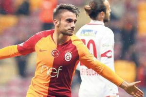 Yunus Akg&uuml;n imzayı attı!