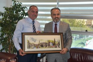 Bursa B&uuml;y&uuml;kşehir Belediye Başkanı Aktaş, Sertaslan'ı ziyaret etti
