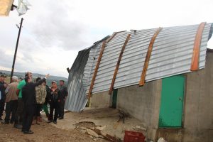Dumlupınar'da sel ve fırtına