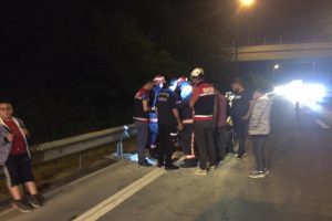 Seyir halindeki otomobil bir anda alev aldı