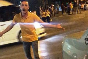 24 saat ge&ccedil;meden yine ceza kesilince drift&nbsp;yaparak tepki g&ouml;sterdi