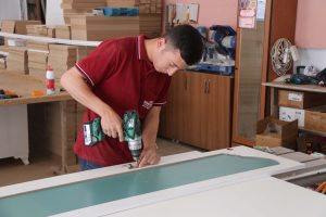 D&uuml;ğ&uuml;n sezonu a&ccedil;ıldı, mobilyacılar siparişleri yetiştirmeye &ccedil;alışıyor