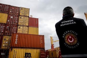 1,1 milyar liralık ka&ccedil;ak&ccedil;ılık g&uuml;mr&uuml;ğe takıldı