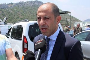 &Ouml;zersay: "G&uuml;ney Kıbrıs Rum kesimini aklıselim davranmaya davet ediyoruz"