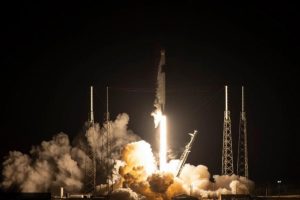 "Elon Musk'un uyduları y&uuml;z&uuml;nden yıldızları izleyemeyeceğiz"