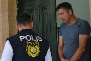 Facebook hesabı a&ccedil;an eski eşini tehdit ve darp etti!