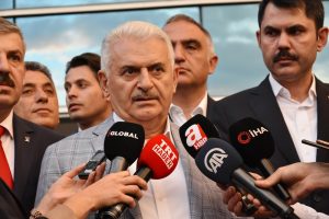 Binali Yıldırım: "Şu anda b&uuml;y&uuml;k bir miting programımız yok"