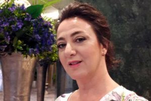 Otomobil &ccedil;arpan kadın posta memuru &ouml;ld&uuml;