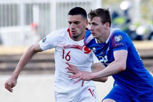 Merih Demiral: "Fransa ma&ccedil;ındaki m&uuml;cadeleyi g&ouml;steremedik"
