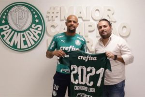 Melo s&ouml;zleşmesini uzattı!