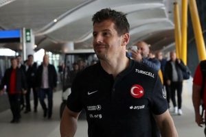 Emre Bel&ouml;zoğlu: İzleyince &ccedil;ok şaşırdım