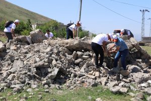 Bitlis'te &ouml;ğretmenlere 'Temel Afet Bilinci' eğitimi
