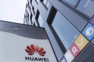Huawei'den yeni işletim sistemi i&ccedil;in g&ouml;r&uuml;şme