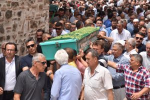MHP eski Manisa İl Başkanı Elmalı, son yolculuğuna uğurlandı