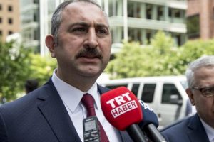 T&uuml;rkiye'den FET&Ouml; elebaşı i&ccedil;in ABD'ye yeni belgeler