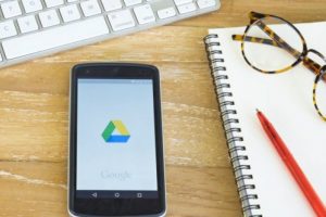 Google, Drive ve Fotoğraflar i&ccedil;in işleri zorlaştırıyor