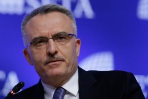 Ağbal: '&Ouml;n&uuml;m&uuml;zdeki s&uuml;re&ccedil;te sanayinin b&uuml;y&uuml;t&uuml;lmesi stratejik hedef olacak'