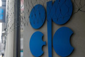 OPEC'in &uuml;retimi mayısta azaldı