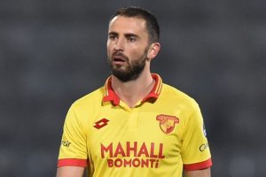 G&ouml;ztepe, eski stoperi Milos Kosanovic'e teklif g&ouml;t&uuml;rd&uuml;