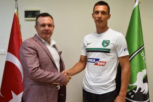 Denizlispor'da Stackhowiak imzaladı
