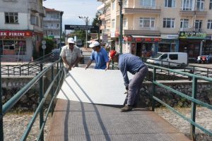 &Ccedil;alışmalar yayalar i&ccedil;in başladı