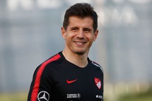 Emre Bel&ouml;zoğlu'nun kafası karışık