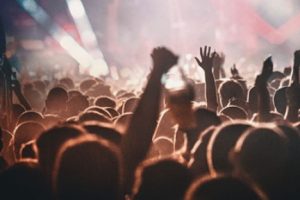 Suudi Arabistan'da "helal gece kul&uuml;b&uuml;" a&ccedil;ıldı iddiası