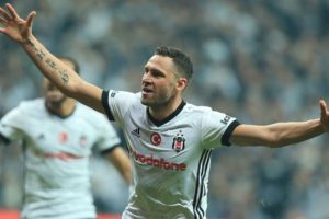 Tosic 1.5 milyon euroyu kabul ederse d&ouml;necek!