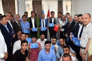 Bursa Osmangazi Belediye Başkanı D&uuml;ndar T&uuml;rk d&uuml;nyası temsilcileri ile buluştu