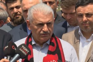 Binali Yıldırım: Gen&ccedil;ler benim kankam