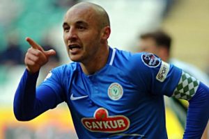 Konyaspor, Aatif Chahechouhe transferinde sona geldi
