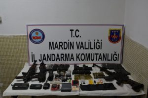 Ter&ouml;ristlere ait &ccedil;ok sayıda m&uuml;himmat ele ge&ccedil;irildi