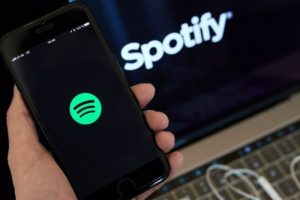 Spotify, &ccedil;alma listelerine haber &ouml;zelliği ekleniyor