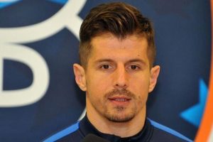 Emre Bel&ouml;zoğlu Fenerbah&ccedil;e'de