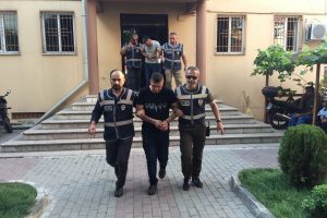 Cezaevi firarisi yakalandı! "Kaderde Bursa manzarasında uyurken yakalanmak da varmış"