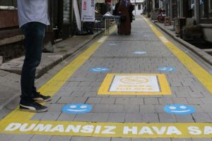 Bolu'da bir sokak 'dumansız hava sahası' ilan edildi