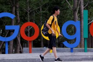 Google '&uuml;z&uuml;c&uuml;' kelimesini &Ccedil;ince'ye 'mutlu edici' olarak &ccedil;evrildi