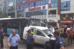 Zincirleme kaza: Yaralılar var