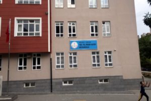 YKS sırasında kalp krizi ge&ccedil;iren gen&ccedil; hayatını kaybetti