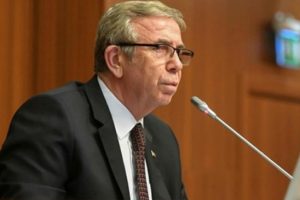 Mansur Yavaş'tan &ouml;ğrencilere m&uuml;jde! Evlerde kullanılan suya y&uuml;zde 50 indirim yapılacak