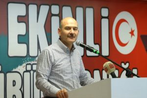 Soylu'dan İmamoğlu'na: Sen &ouml;nce Beylikd&uuml;z&uuml;'nde başladığın camiyi bitir