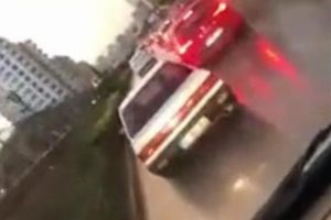 Ambulansa yol vermedi