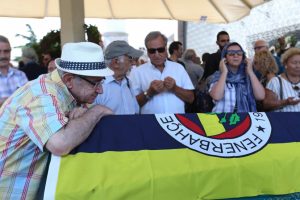 Ey&uuml;p Karadayı, son yolculuğuna uğurlandı