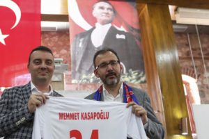 Kasapoğlu: Gen&ccedil;lerimizin azmi ve inancı bizlere &uuml;mit veriyor