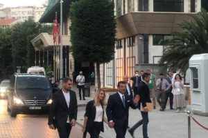 L&uuml;tfi Kırdar'a ilk gelen İmamoğlu oldu